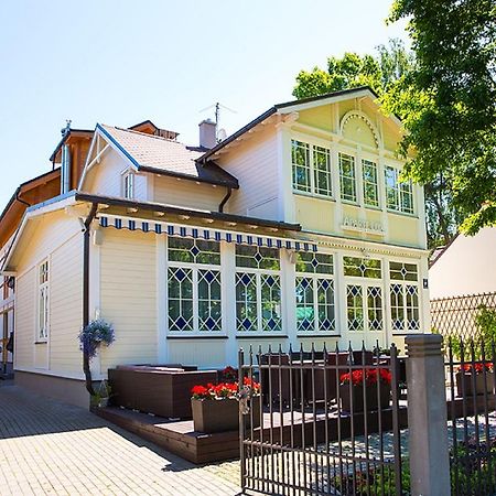 Aparte Lux Jurmala Exterior photo